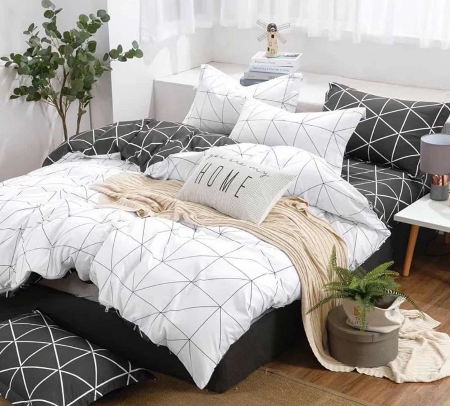 Posteljina 4 u 1 (navlaka za jorgan, čaršaf i 2x jastučnice) - 100% pamuk - BELA