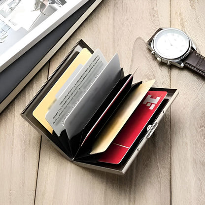 Metalni novčanik za zaštitu kartica